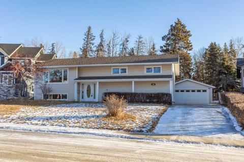 199 Piper Drive, House detached with 6 bedrooms, 2 bathrooms and 4 parking in Red Deer AB | Card Image