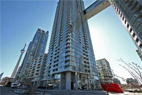4106 - 15 Iceboat Terr, Condo with 2 bedrooms, 2 bathrooms and 1 parking in Toronto ON | Image 14