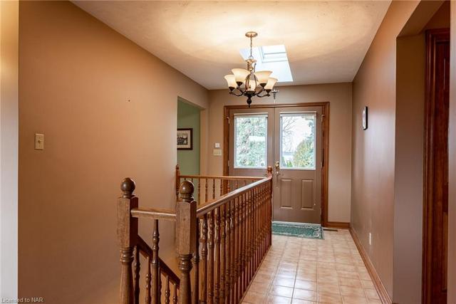 1672 Seventh Street, House detached with 5 bedrooms, 4 bathrooms and null parking in St. Catharines ON | Image 47