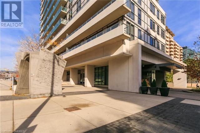 1315 - 70 Roehampton Avenue, House attached with 2 bedrooms, 2 bathrooms and 1 parking in Toronto ON | Image 4