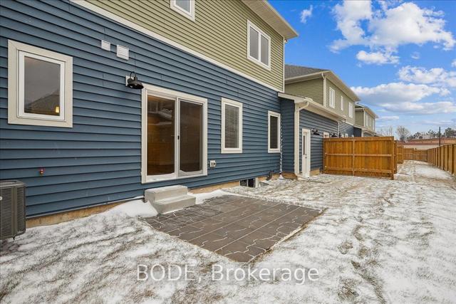 5 - 8 Shores Lane, Townhouse with 2 bedrooms, 2 bathrooms and 2 parking in Fort Erie ON | Image 24