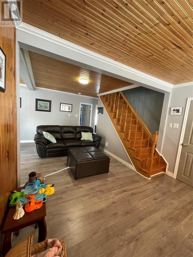 242 Main Street, House detached with 4 bedrooms, 2 bathrooms and null parking in Winterton NL | Image 11