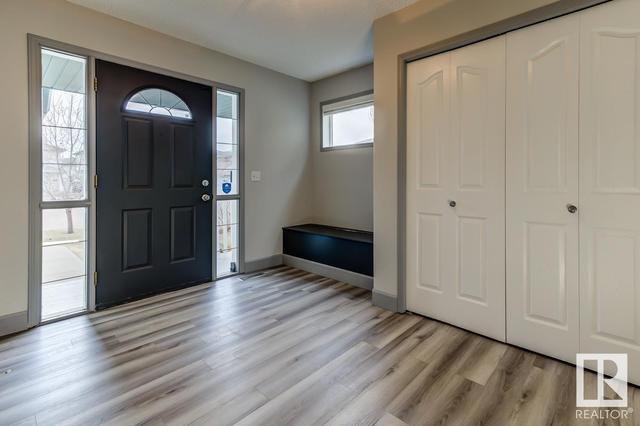 293 Foxboro Pt, House detached with 6 bedrooms, 3 bathrooms and null parking in Edmonton AB | Image 5