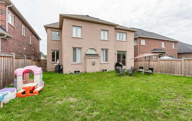63 Hidden Lake Tr, House detached with 4 bedrooms, 4 bathrooms and 4 parking in Halton Hills ON | Image 18