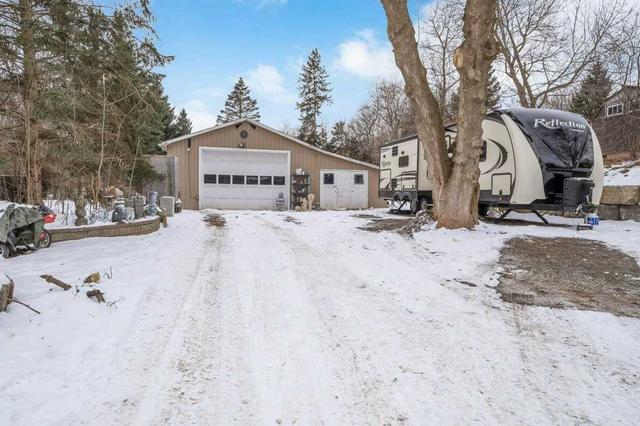 7 Caseley Dr, House detached with 2 bedrooms, 2 bathrooms and 15 parking in Halton Hills ON | Image 29