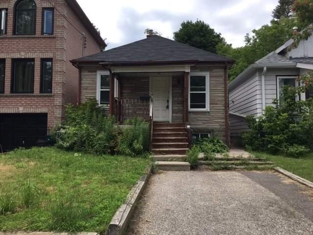 132 King Edward Ave, House detached with 2 bedrooms, 1 bathrooms and 1 parking in Toronto ON | Image 1