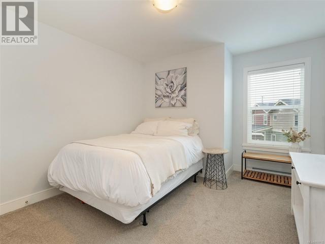 15 - 1515 Keating Cross Rd, House attached with 3 bedrooms, 3 bathrooms and 1 parking in Central Saanich BC | Image 18