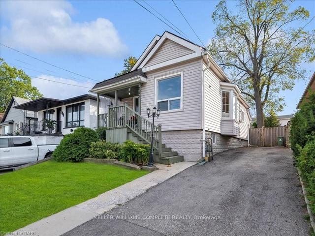 342 Queensdale Ave E, House detached with 3 bedrooms, 2 bathrooms and 3 parking in Hamilton ON | Image 31