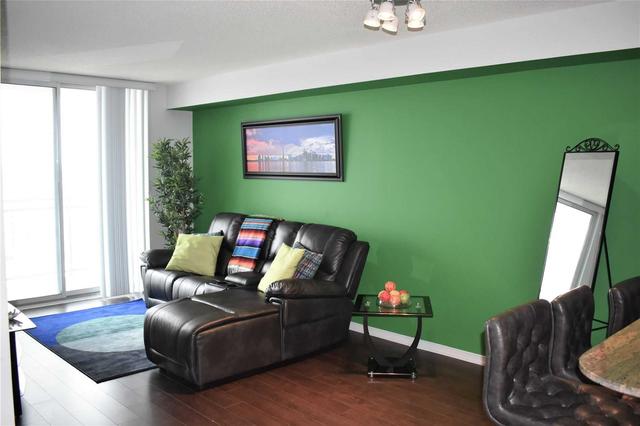 LphN - 6 Rosebank Dr, Condo with 1 bedrooms, 1 bathrooms and 1 parking in Toronto ON | Image 6