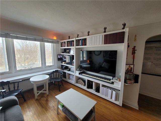 10 - 1253 Main Street W, Condo with 1 bedrooms, 1 bathrooms and 1 parking in Hamilton ON | Image 7