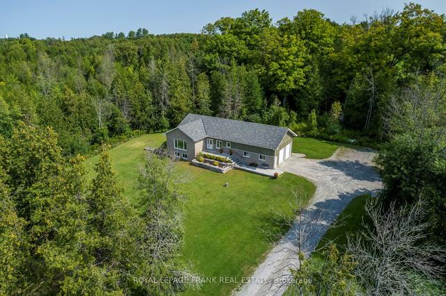 4267 County Rd 32, House detached with 2 bedrooms, 3 bathrooms and 7 parking in Douro Dummer ON | Image 25