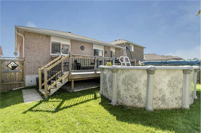 4 Bird St, House detached with 3 bedrooms, 2 bathrooms and 4 parking in Barrie ON | Image 10