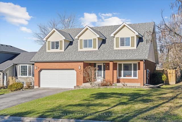 736 Wallis Dr, House detached with 4 bedrooms, 4 bathrooms and 6 parking in Peterborough ON | Image 1