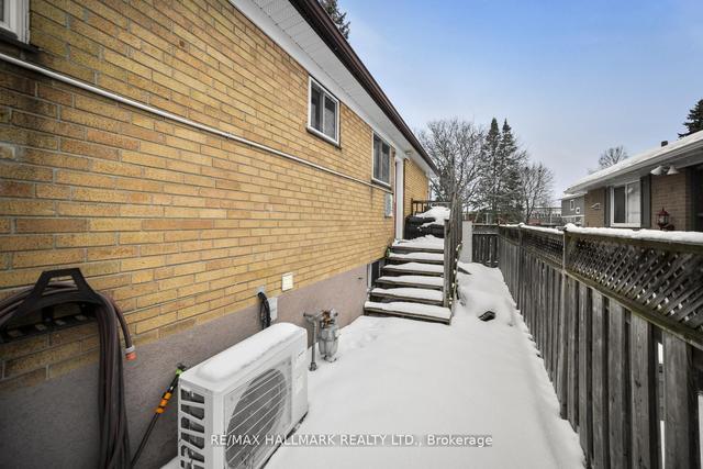 1 Huron Crt, House detached with 3 bedrooms, 2 bathrooms and 4 parking in Aurora ON | Image 29
