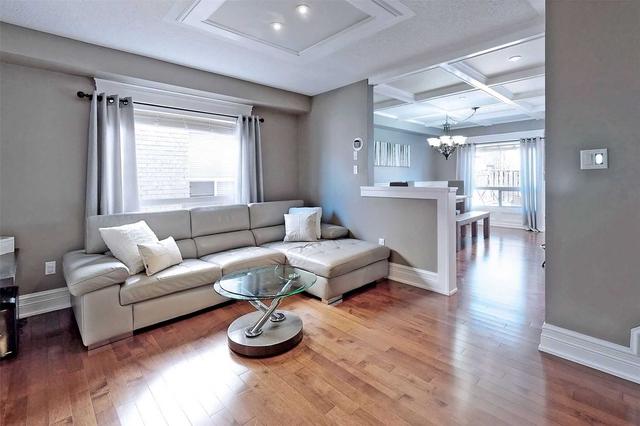 31 Ravineview Dr, House semidetached with 3 bedrooms, 3 bathrooms and 3 parking in Vaughan ON | Image 29