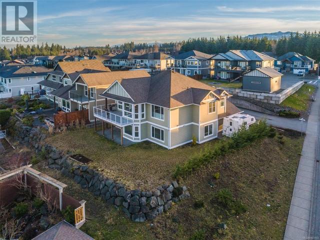 696 Pacific Heights Lane, House detached with 5 bedrooms, 3 bathrooms and 4 parking in Campbell River BC | Image 28