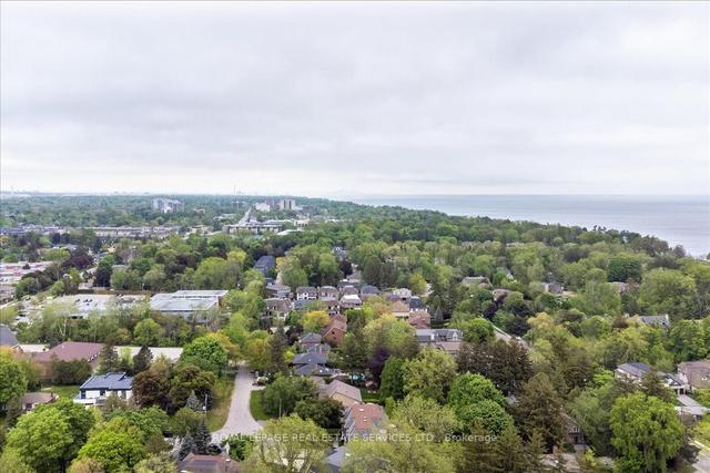 129 Sparling Crt, House detached with 3 bedrooms, 2 bathrooms and 8 parking in Oakville ON | Image 33