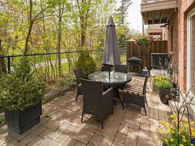 Th 4 - 581 Scarlett Rd, Townhouse with 3 bedrooms, 4 bathrooms and 2 parking in Toronto ON | Image 17
