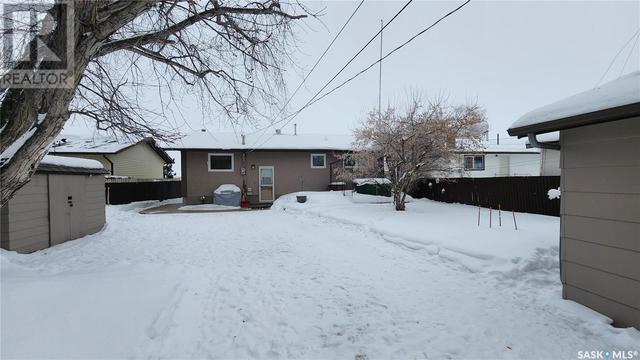 357 Montreal Street, House detached with 4 bedrooms, 1 bathrooms and null parking in Melville SK | Image 2