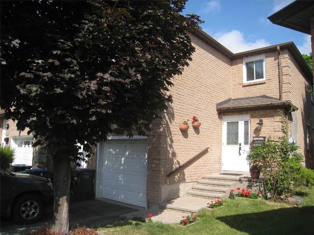4275 Torino Cres, House detached with 3 bedrooms, 3 bathrooms and 2 parking in Mississauga ON | Image 2