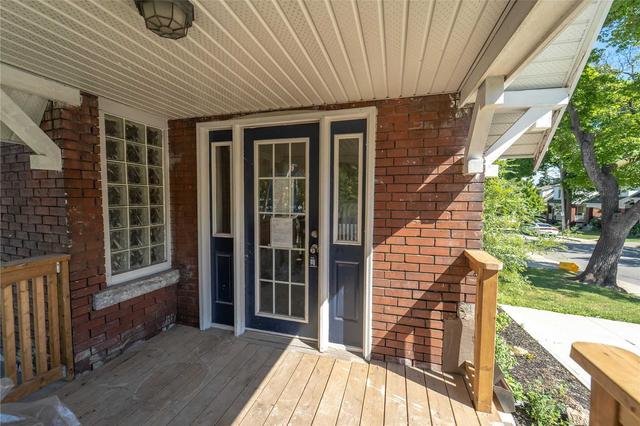 242 Balmoral Ave S, House detached with 3 bedrooms, 2 bathrooms and 4 parking in Hamilton ON | Image 6