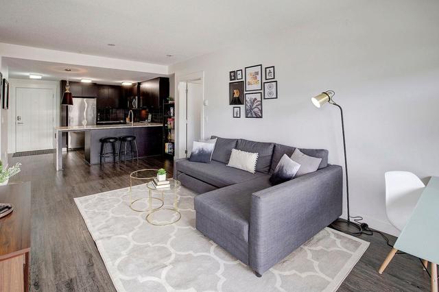 101 - 15 Aspenmont Heights Sw, Condo with 2 bedrooms, 2 bathrooms and 1 parking in Calgary AB | Image 6