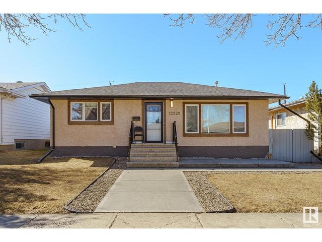 12220 42 St Nw, House detached with 5 bedrooms, 2 bathrooms and 6 parking in Edmonton AB | Image 2