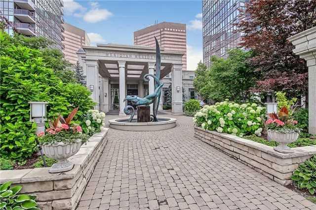 1920 - 25 Greenview Ave, Condo with 2 bedrooms, 2 bathrooms and 1 parking in Toronto ON | Image 1