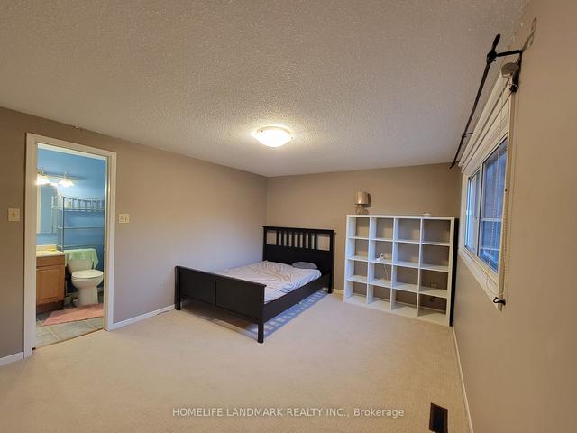 84 Ashglen Way, Townhouse with 3 bedrooms, 3 bathrooms and 2 parking in Markham ON | Image 2