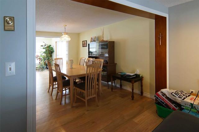 2 Pinetree Crt, House detached with 2 bedrooms, 2 bathrooms and 1 parking in New Tecumseth ON | Image 12