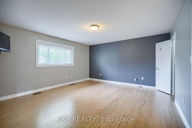 22 Parnell Cres, House detached with 2 bedrooms, 1 bathrooms and 3 parking in Whitby ON | Image 7