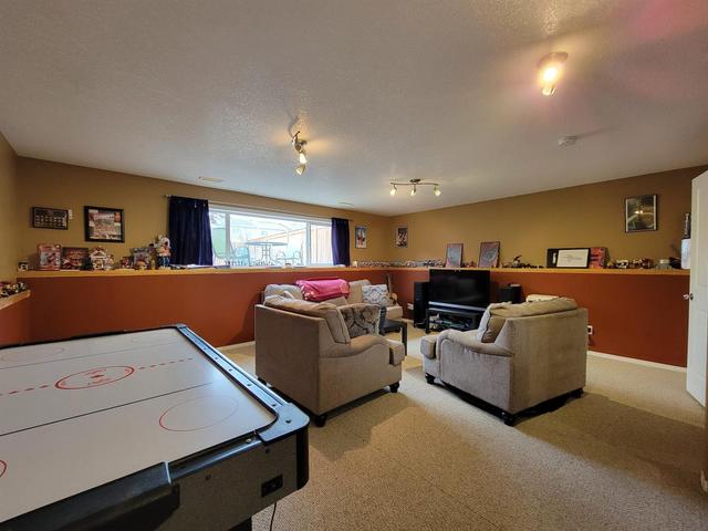 346 Lynx Crescent N, Home with 3 bedrooms, 2 bathrooms and 1 parking in Lethbridge County AB | Image 22