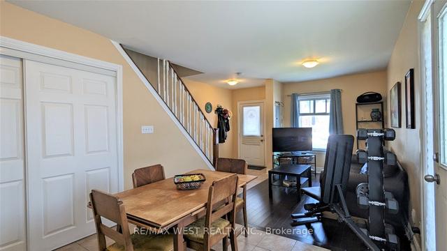 3 Cayuga Ave, House semidetached with 2 bedrooms, 1 bathrooms and 0 parking in Toronto ON | Image 15