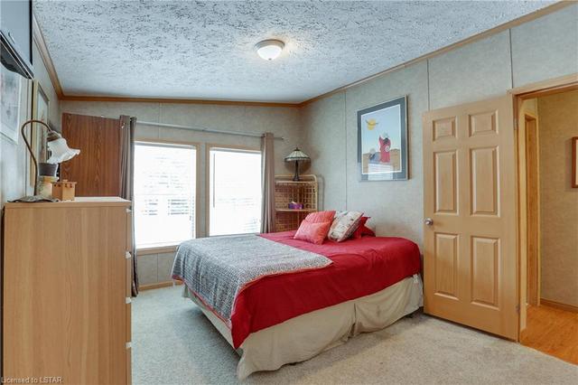 15 - 9826 Northville Crescent, House detached with 2 bedrooms, 2 bathrooms and 2 parking in Lambton Shores ON | Image 8