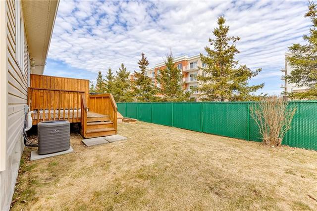 837 Eighth Street, Townhouse with 2 bedrooms, 1 bathrooms and 3 parking in Renfrew ON | Image 12