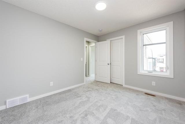 105 Belmont Villas Sw, House detached with 3 bedrooms, 2 bathrooms and 4 parking in Calgary AB | Image 44