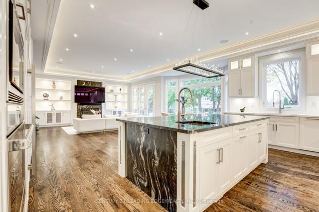 179 Burndale Ave, House detached with 4 bedrooms, 7 bathrooms and 6 parking in Toronto ON | Image 10