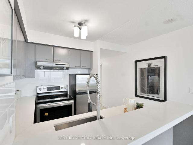 3315 - 38 Lee Centre Dr, Condo with 2 bedrooms, 1 bathrooms and 1 parking in Toronto ON | Image 16