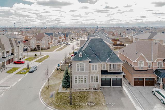 18 Decorso Dr, House detached with 4 bedrooms, 4 bathrooms and 7 parking in Brampton ON | Image 23