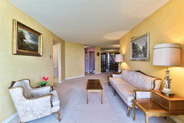 2403 - 1300 Islington Ave, Condo with 2 bedrooms, 2 bathrooms and 1 parking in Toronto ON | Image 13