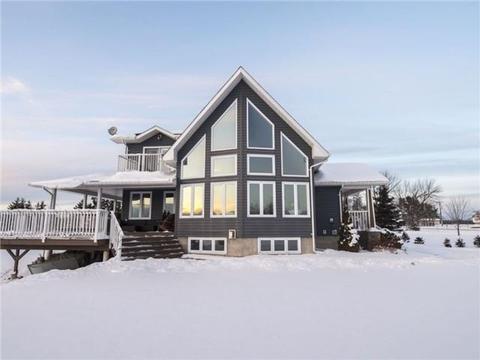 551 Leigh's Bay Rd, House detached with 3 bedrooms, 3 bathrooms and 8 parking in Sault Ste. Marie ON | Card Image