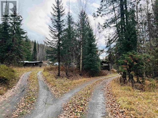 6096 Cedar Creek Road, House detached with 2 bedrooms, 1 bathrooms and null parking in Cariboo F BC | Image 30