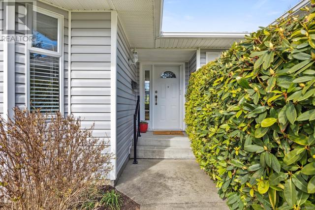 688 Woodland Dr, House detached with 2 bedrooms, 2 bathrooms and 2 parking in Comox BC | Image 18