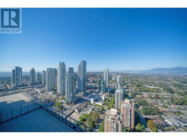 4002 - 4711 Hazel Street, Condo with 3 bedrooms, 3 bathrooms and 2 parking in Burnaby BC | Image 34
