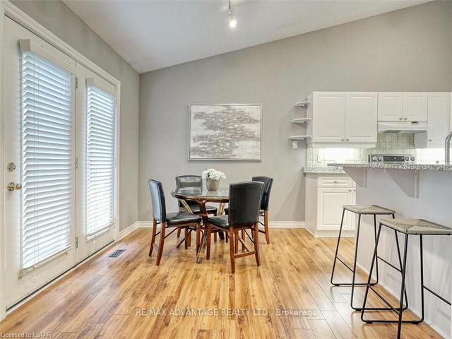 14 - 519 Riverside Dr, Townhouse with 2 bedrooms, 3 bathrooms and 4 parking in London ON | Image 3