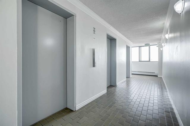 1212 - 301 Prudential Dr, Condo with 3 bedrooms, 2 bathrooms and 1 parking in Toronto ON | Image 37