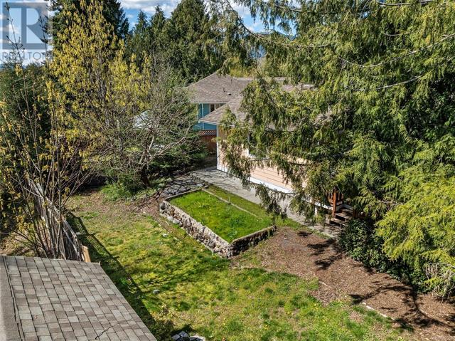 250 Kingfisher Pl, House detached with 2 bedrooms, 2 bathrooms and 4 parking in Lake Cowichan BC | Image 38