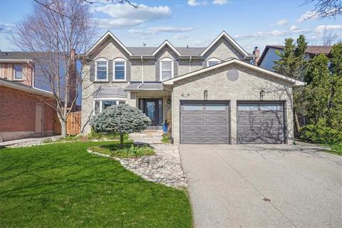 2426 Butternut Crescent, House detached with 4 bedrooms, 2 bathrooms and 2 parking in Burlington ON | Card Image