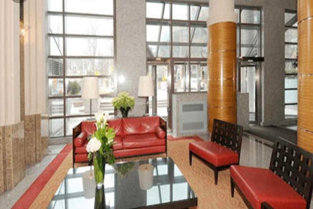 1207 - 1001 Bay St, Condo with 1 bedrooms, 1 bathrooms and null parking in Toronto ON | Image 3