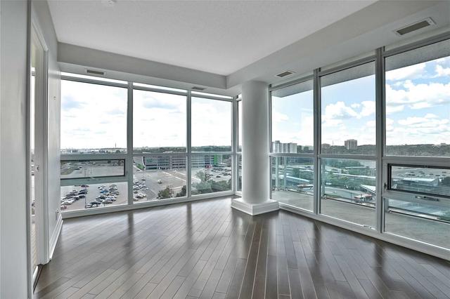 1003 - 1055 Southdown Rd, Condo with 2 bedrooms, 2 bathrooms and 1 parking in Mississauga ON | Image 12